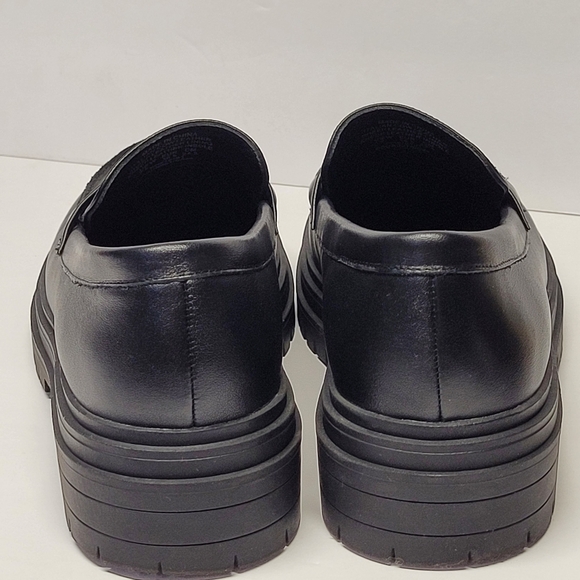 Quince Black Leather Lug-Sole Penny Loafers - Picture 4 of 12